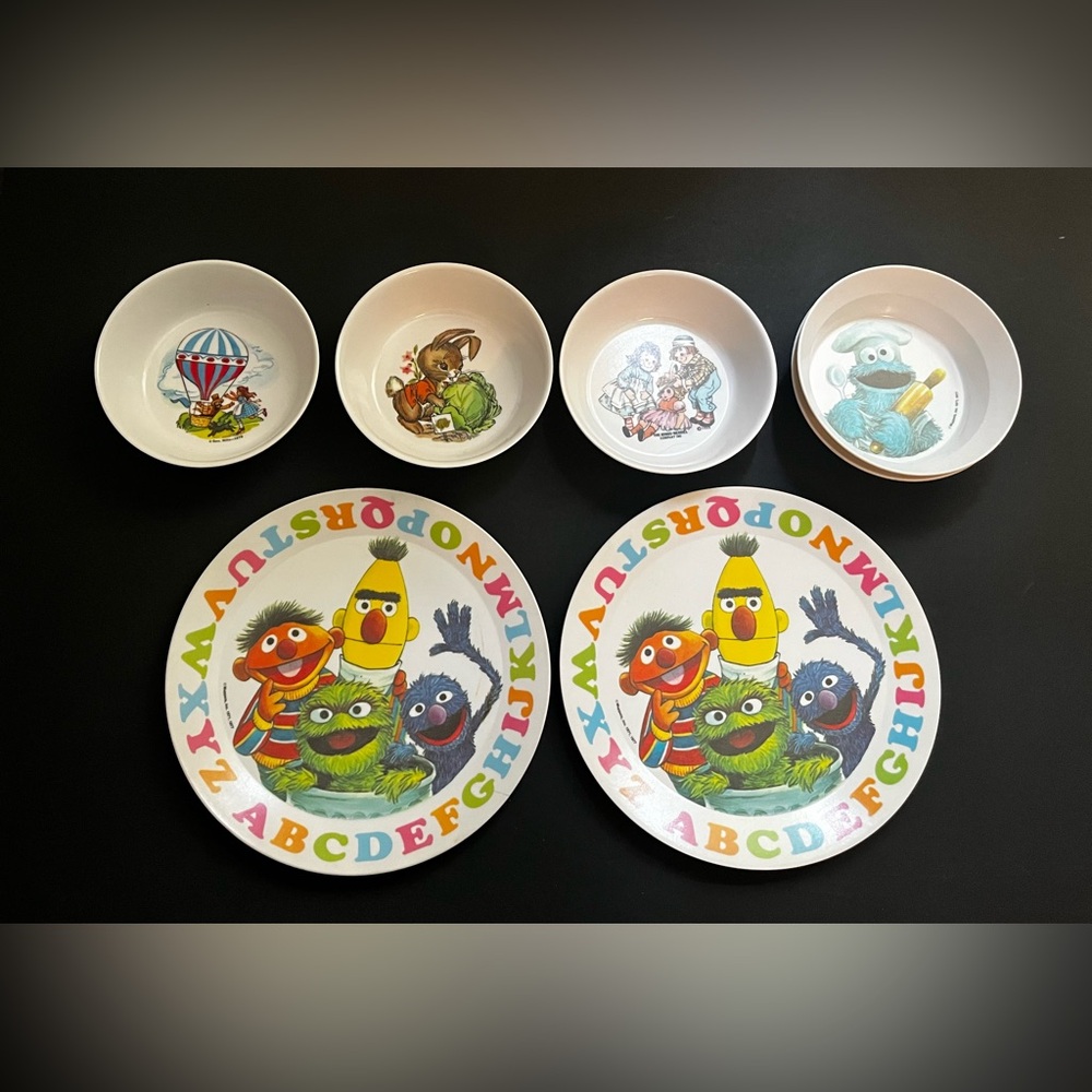 VTG 70’s Plates & Bowls‎ Lot Sesame Street Raggedy Ann Peter Rabbit Wizard Of Oz
